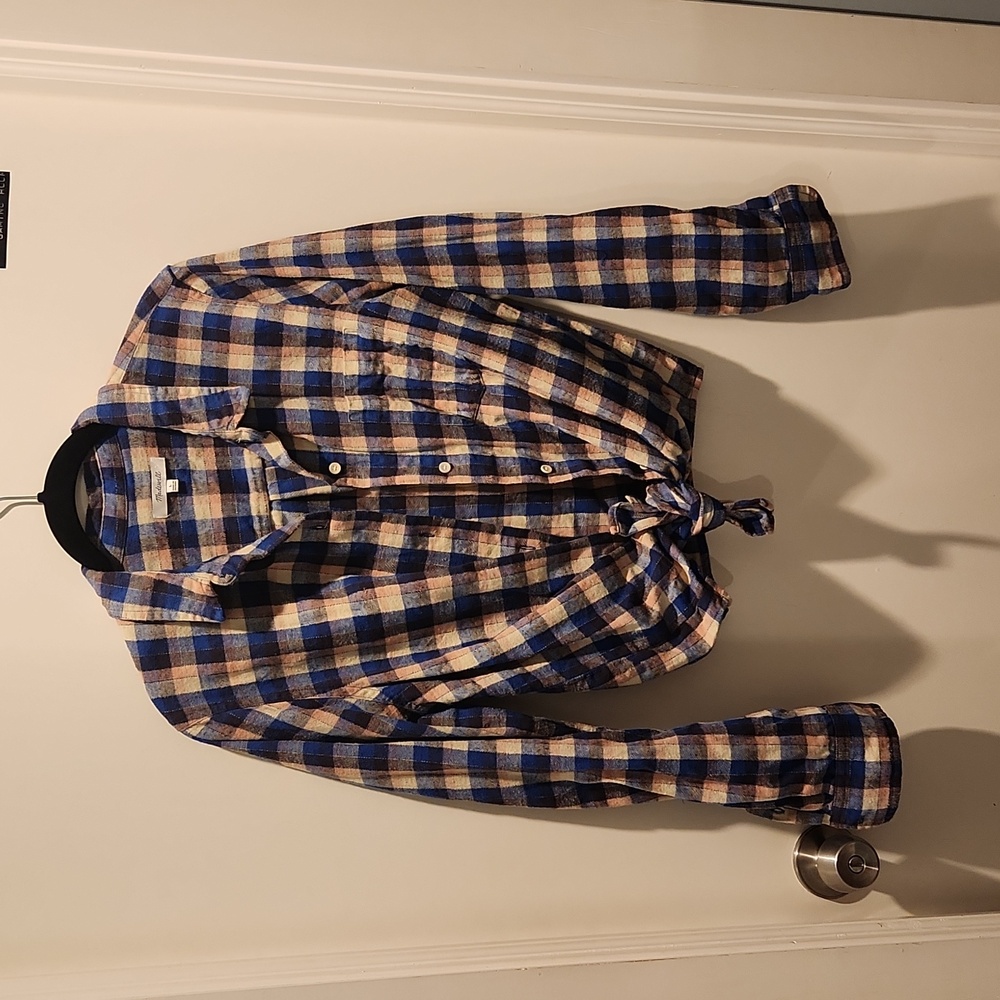 Madewell Plaid Tie front shirt flannel size Large pink blue cream